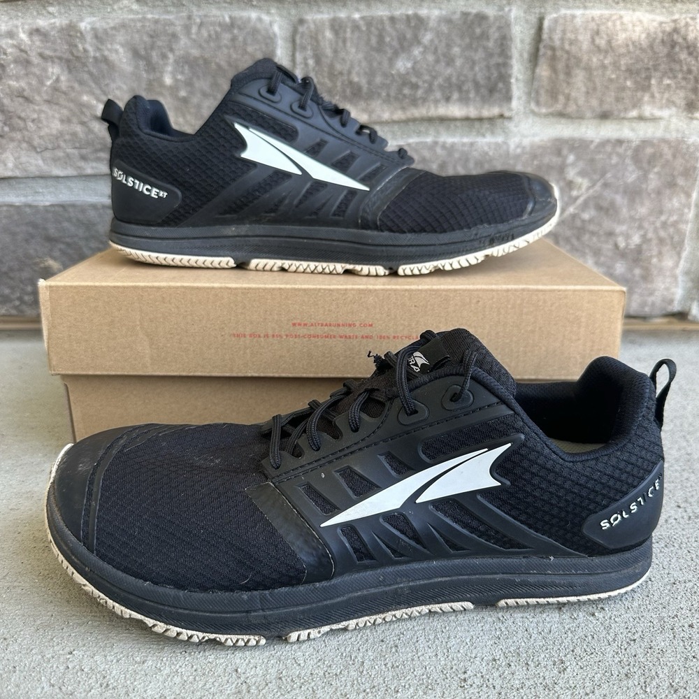 Altra Solstice XT 2 Womens Size 8.5 Black White Lightweight Sneaker Running Shoe